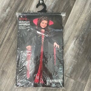 Victoria Vampiress Vampire Girls Costume Dress NEW 8-10